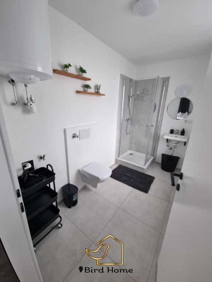 Bird Home Room 10 Klagenfurt am Woerthersee Exterior foto
